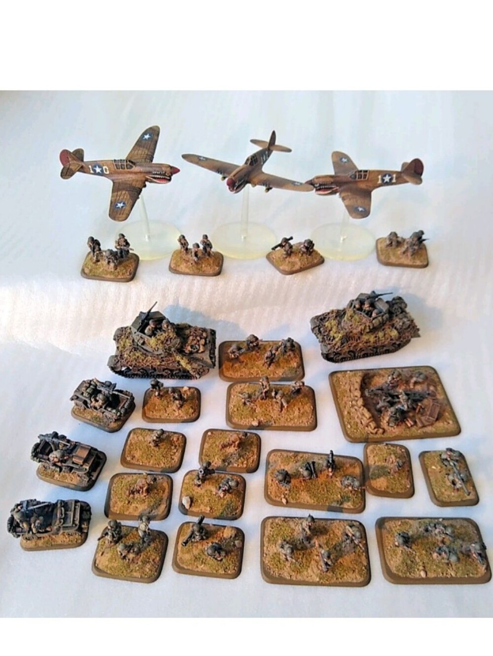 WWII Military Historic Miniatures Warhawk Planes Tanks Jeeps Soldiers War Games